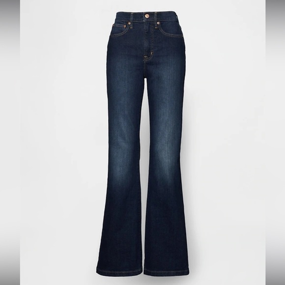 Gap NWT High Rise 70s Flare Jeans Size 29 Regular in Dark Wash - Picture 5 of 12
